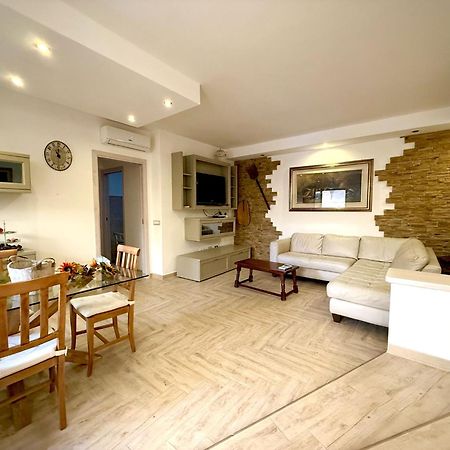 The Refuge Apartment Porto Torres Exterior foto